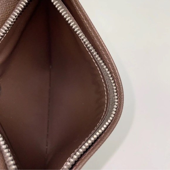 Auth Louis Vuitton Taiga Brown Portefeuille Brother  M61697 EUC DC IN PHOTO - Picture 14 of 16